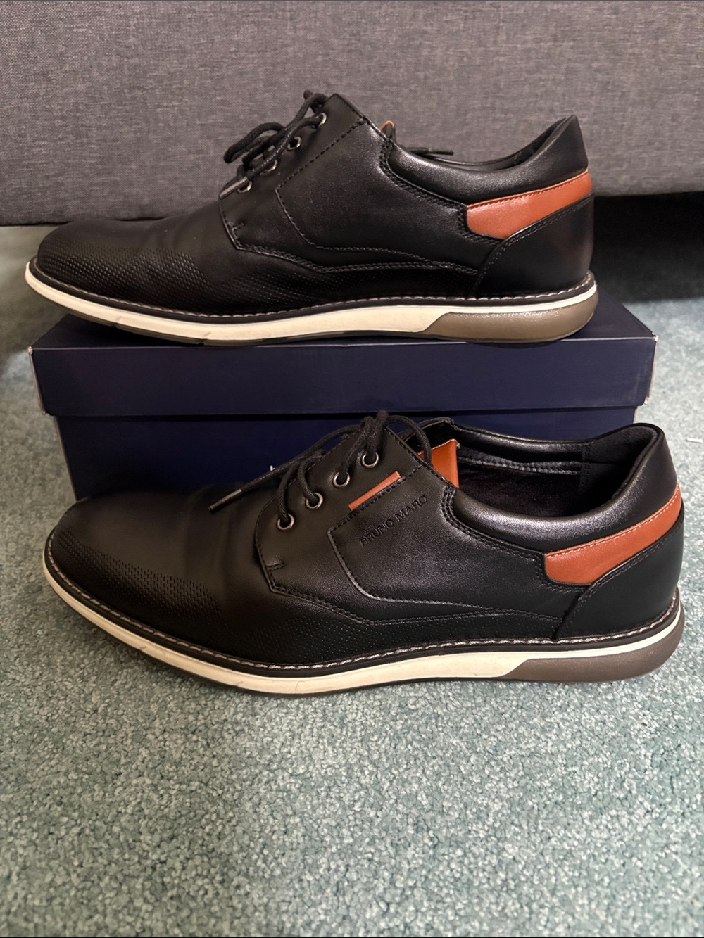 Men’s Black Leather Casual Lace-Up Shoes with Tan Accent